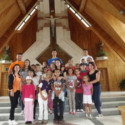 20 iunie: Oituz: Entuziasmul voluntarilor face "minuni"