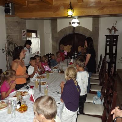 20 iunie: Oituz: Entuziasmul voluntarilor face "minuni"