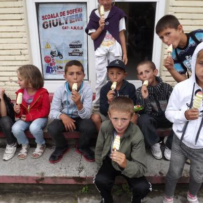 20 iunie: Oituz: Entuziasmul voluntarilor face "minuni"