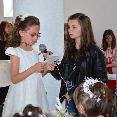 21 iunie: Huşi "Sfântul Anton de Padova": Prima Sfântă Împărtăşanie a copiilor