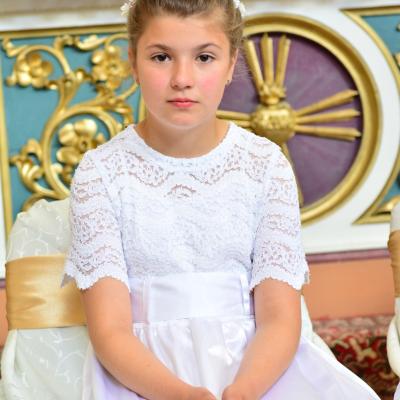 21 iunie: Siret: Prima Împărtăşanie
