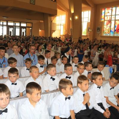 21 iunie: Lespezi: Prima sfântă Împărtăşanie