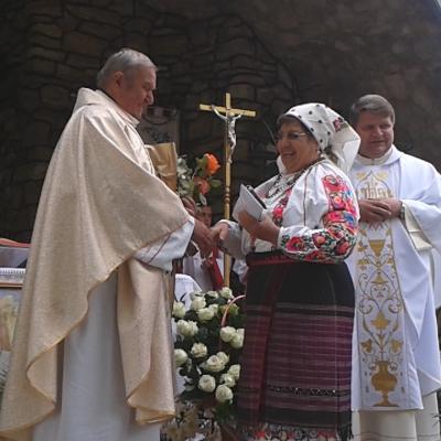 21 iunie: Baraţi: Alături de primul paroh