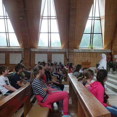 22 iunie - 4 iulie: Iaşi "Sfânta Tereza": Campus pentru copii