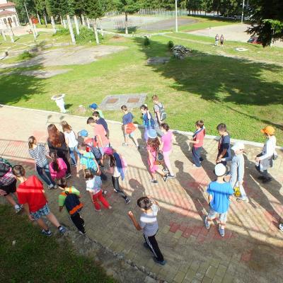 22 iunie - 4 iulie: Iaşi "Sfânta Tereza": Campus pentru copii