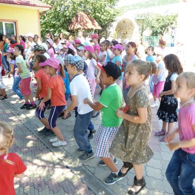 22 iunie - 5 iulie: Ploscuţeni: GREF