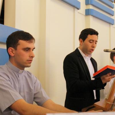 24 iunie: La Iaşi au fost sfinţiţi 14 preoţi. Foto: Ionuţ-Gabriel Giurgică