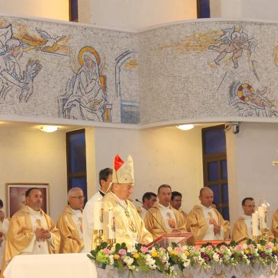 24 iunie: La Iaşi au fost sfinţiţi 14 preoţi. Foto: Ionuţ-Gabriel Giurgică