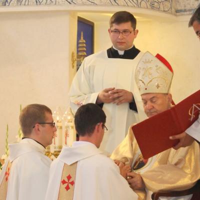 24 iunie: La Iaşi au fost sfinţiţi 14 preoţi. Foto: Ionuţ-Gabriel Giurgică