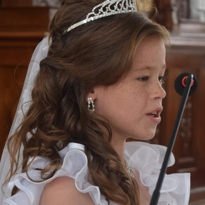 28 iunie: Valea Mică: Prima sfântă împărtăşanie