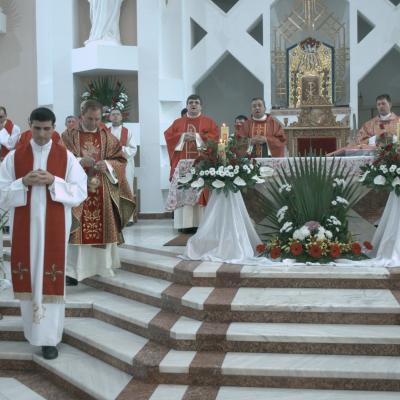 29 iunie: Bacău: Hramul bisericii "Sfinţii Petru şi Paul"