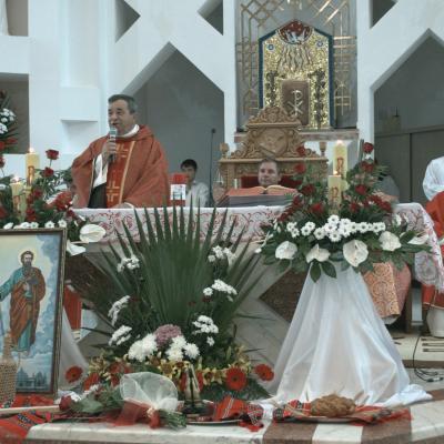 29 iunie: Bacău: Hramul bisericii "Sfinţii Petru şi Paul"