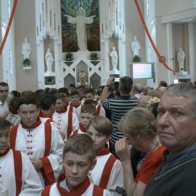 29 iunie: Bacău: Hramul bisericii "Sfinţii Petru şi Paul"