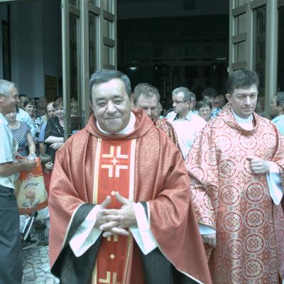 29 iunie: Bacău: Hramul bisericii "Sfinţii Petru şi Paul"