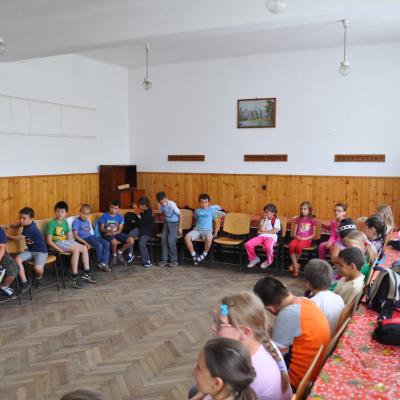1-7 iulie: Luizi-Călugăra: Campus "Prietenia în culori"