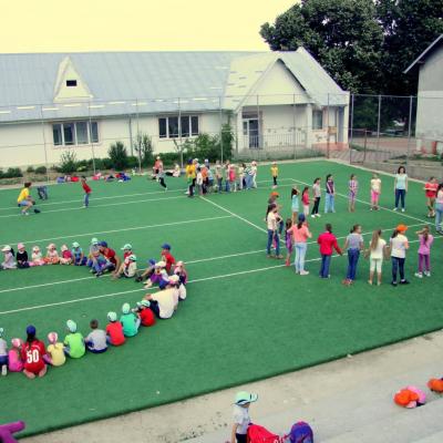 1-7 iulie: Luizi-Călugăra: Campus "Prietenia în culori"