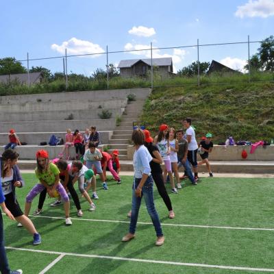 1-7 iulie: Luizi-Călugăra: Campus "Prietenia în culori"