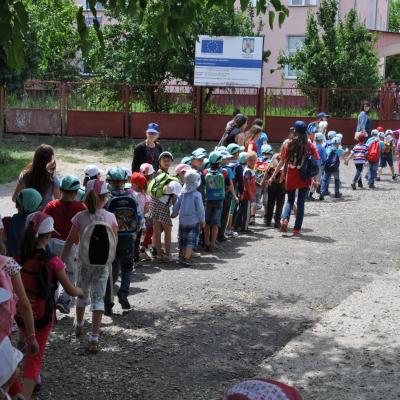 1-7 iulie: Luizi-Călugăra: Campus "Prietenia în culori"
