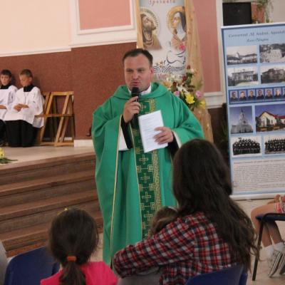 1-7 iulie: Luizi-Călugăra: Campus "Prietenia în culori"