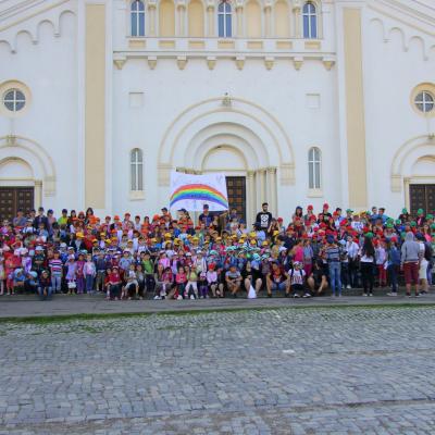 1-7 iulie: Luizi-Călugăra: Campus "Prietenia în culori"