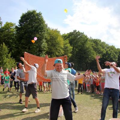 1-7 iulie: Luizi-Călugăra: Campus "Prietenia în culori"