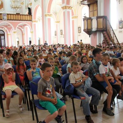 1-7 iulie: Luizi-Călugăra: Campus "Prietenia în culori"