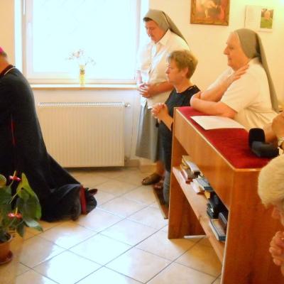 2 iulie: Botoşani: Vizita PS Petru Gherghel la Fiicele Maicii Domnului a Milostivirii