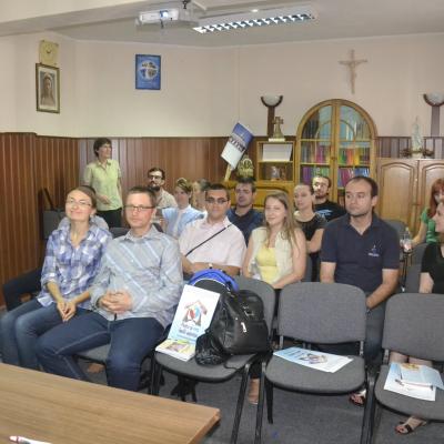 4 iulie: Iaşi: Frumuseţea şi gingăşia lui Dumnezeu prin familie