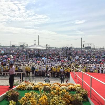 6 iulie: Ecuador: Sfânta Liturghie pentru familii prezidată de papa Francisc, în Parcul Los Samanes, Guayaquil, fiind prezenţi şi preoţii români care activează în această ţară
