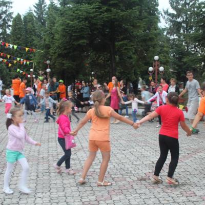 6-11 iulie: Tămăşeni: Campus "Vara împreună"