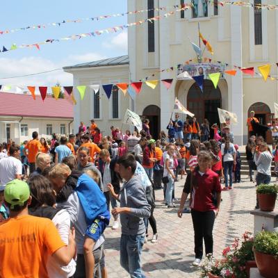 6-11 iulie: Tămăşeni: Campus "Vara împreună"