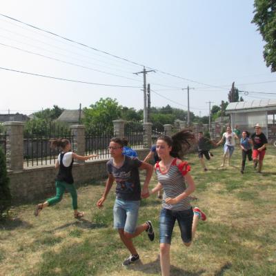 8-12 iulie: Luncaşi: Campusul "Treziţi lumea"