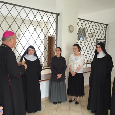 11 iulie: Viişoara: Vizita Preasfinţitului Petru Gherghel la mănăstirea "Maica Unităţii"