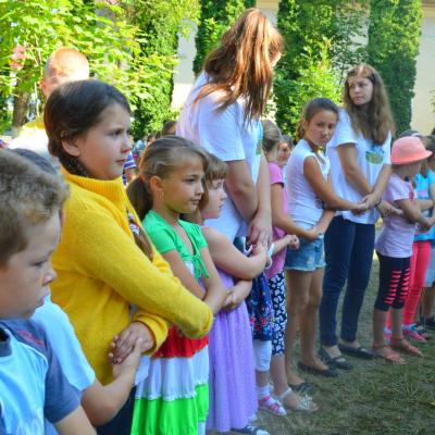 13-17 iulie: Gherăeşti: Campusul "Prinţ şi cerşetor"