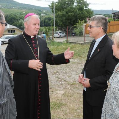 13 iulie: Bârnova: Caritas lansează ART LEMN - atelier de tâmplărie