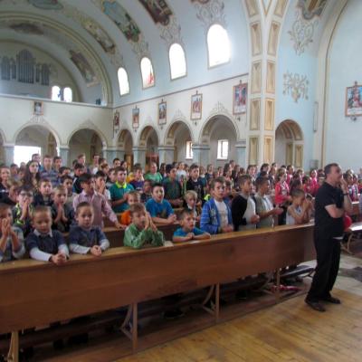 15-19 iulie: Oţeleni: Campusul "Treziţi lumea"