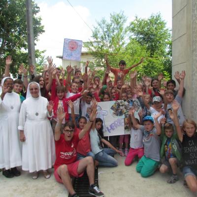 15-19 iulie: Oţeleni: Campusul "Treziţi lumea"