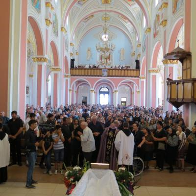 18 iulie: Luizi-Călugăra: Funeraliile părintelui Petru Patraşcu