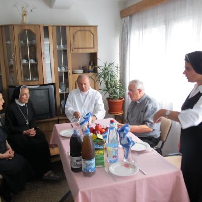 19 iulie: Câmpulung Moldovenesc: Vizita PS Petru Gherghel la surorile din "Congregatio Jesu"