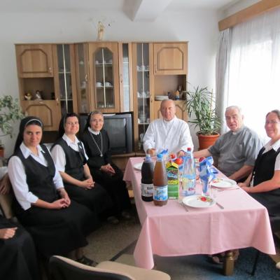 19 iulie: Câmpulung Moldovenesc: Vizita PS Petru Gherghel la surorile din "Congregatio Jesu"