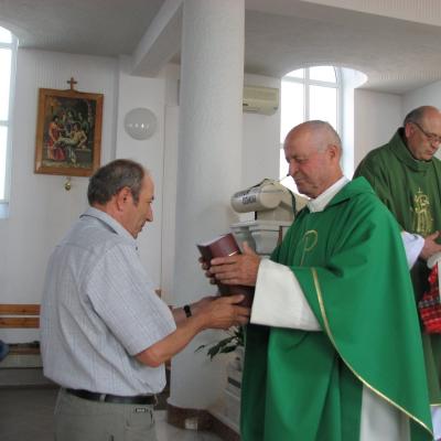 19 iulie: Huşi "Sfântul Anton de Padova": Liturghia de mulţumire a părintelui Ieronim Budulai pentru 50 ani de preoţie