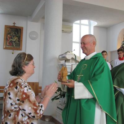 19 iulie: Huşi "Sfântul Anton de Padova": Liturghia de mulţumire a părintelui Ieronim Budulai pentru 50 ani de preoţie