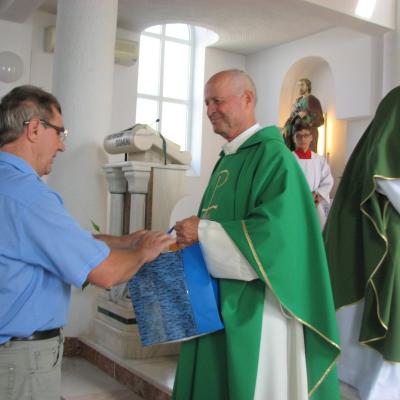 19 iulie: Huşi "Sfântul Anton de Padova": Liturghia de mulţumire a părintelui Ieronim Budulai pentru 50 ani de preoţie