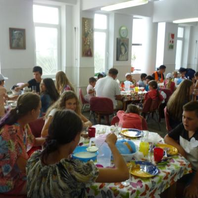 20-23 iulie: Baraţi: Itinerar de rugăciune şi voie bună