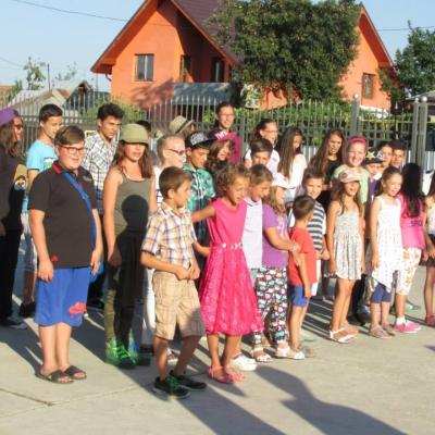 27 iulie - 1 august: Bacău (Şerbăneşti): Vara împreună