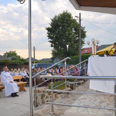 27 iulie - 2 august: Galbeni: Săptămâna familiei