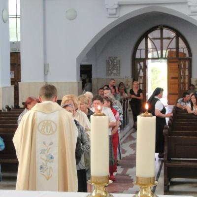 28 iulie: Cacica: Liturghie de mulţumire a preoţilor nou-sfinţiţi