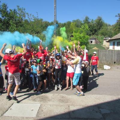 29 iulie - 2 august: Sprânceana: Campus "Treziţi lumea"