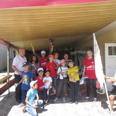 29 iulie - 2 august: Sprânceana: Campus "Treziţi lumea"