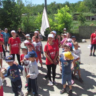 29 iulie - 2 august: Sprânceana: Campus "Treziţi lumea"